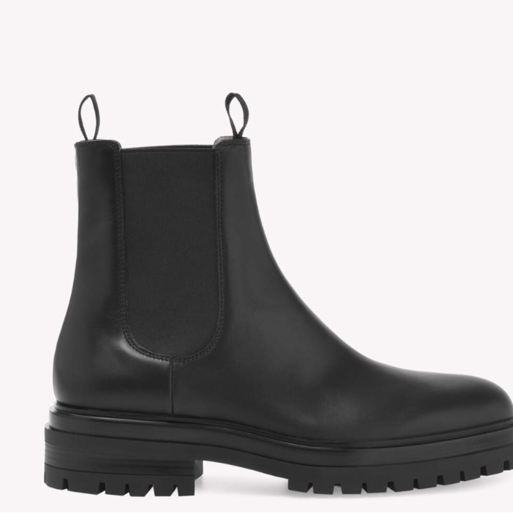 Gianvito Rossi Black Leather Chelsea Boots NWOT